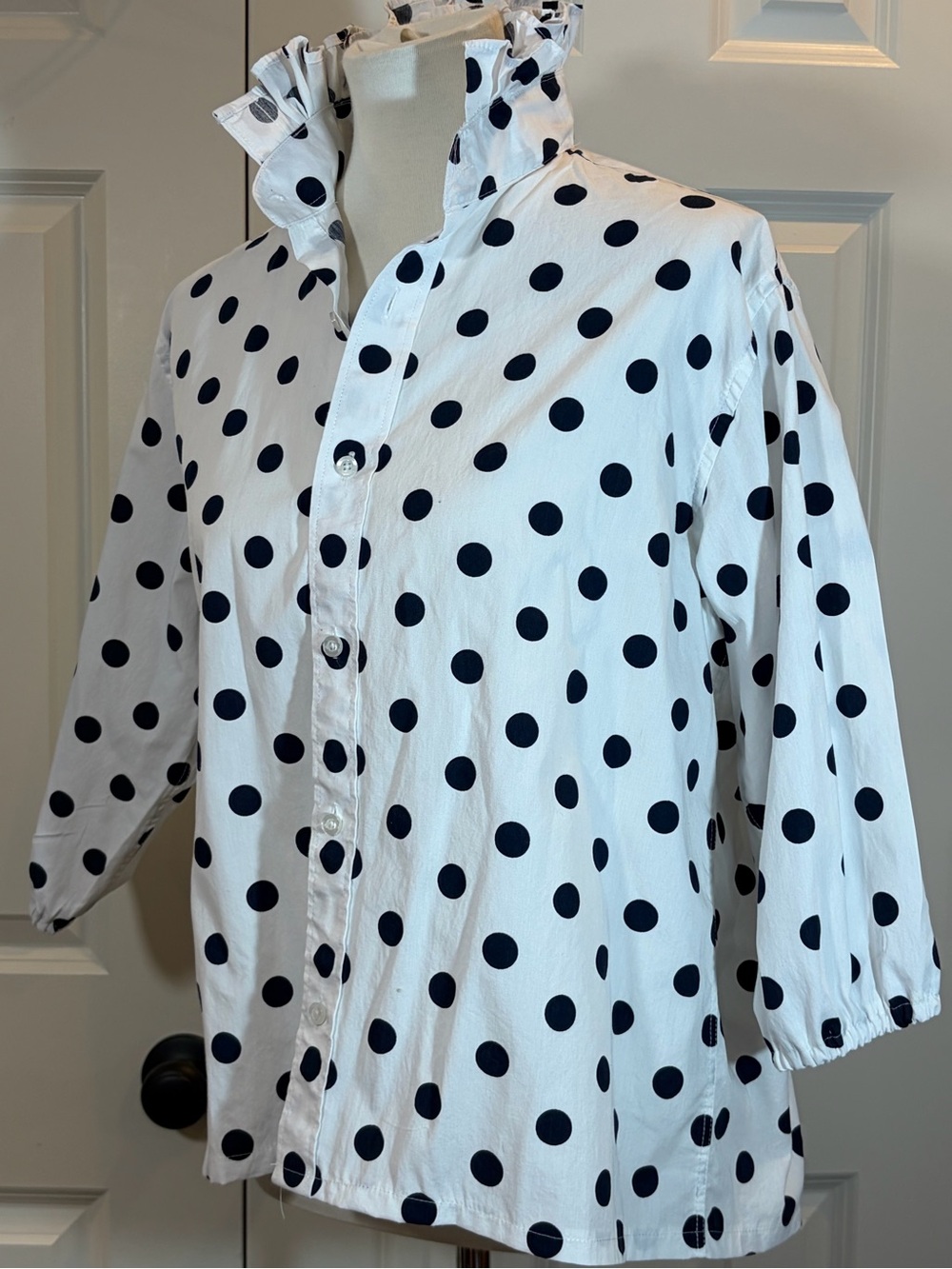 Men’s Upcycled dresshirt Polka Dot Ruffle collar, White with Navy Dots